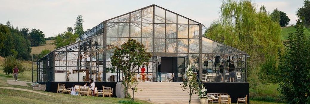 Installation d'une Orangerie pour un mariage dans la Loire