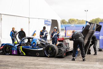 Atawa location stand pour une course automobile sur le circuit Paul Ricard
